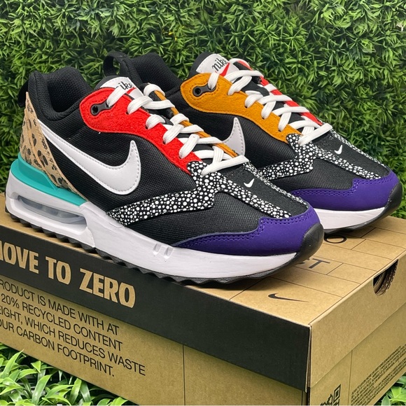 Nike Shoes Nike Air Max Dawn Se Black Safari Animal Red Womens